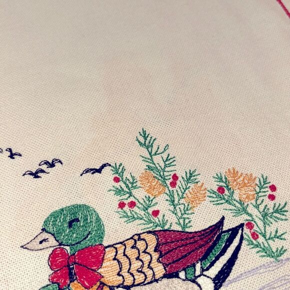 Vintage handmade Canvas Duck Table runner 66x13” - Picture 9 of 9